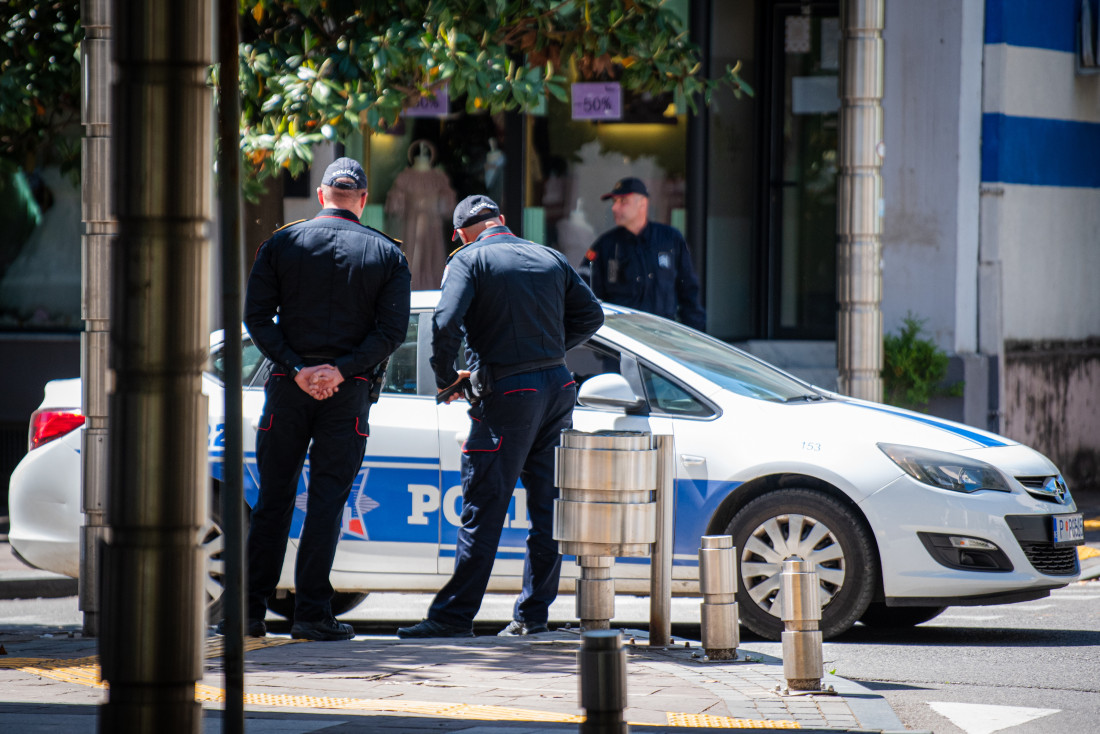 pretresi stanova i kuća pripadnika kavačkog klana