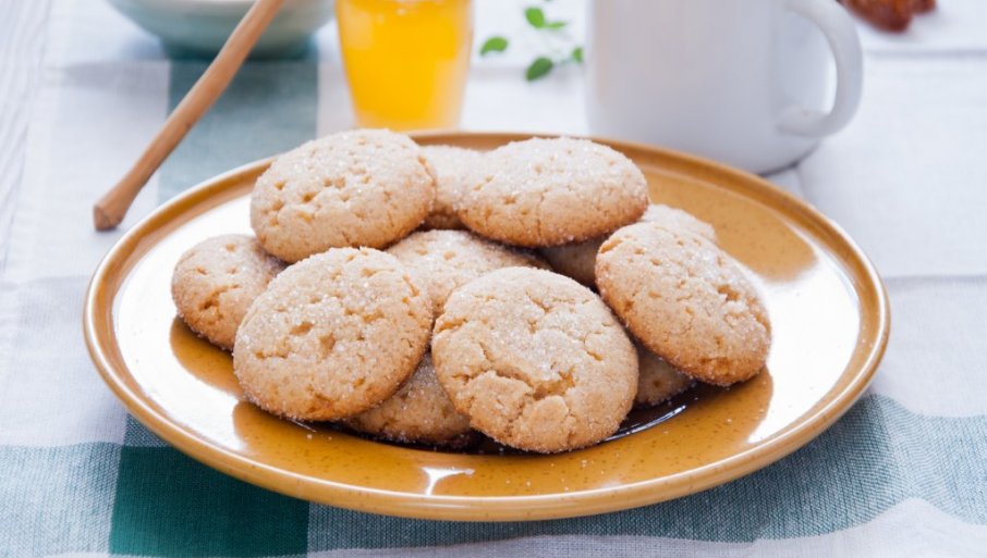 KOLAČI SA NAJSLAĐIM IMENOM NA SVETU: Medenjaci, baš kao što su ga pravile i naše bake