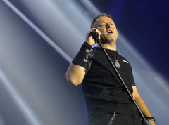 Na aplikaciji za koncert Tompsona raste broj osoba sa zdravstvenim problemima