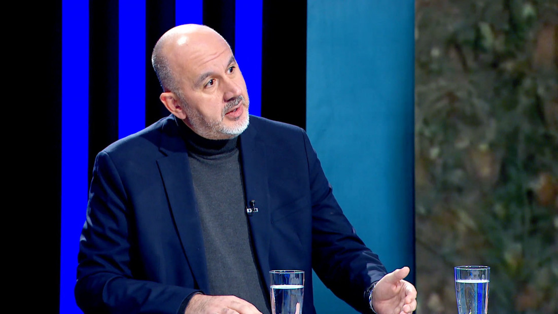 Protesti: Garić osuđuje huliganstvo