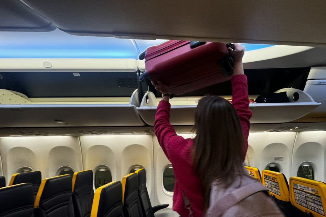 Da li će aviokompanije u EU moći da naplaćuju ručni prtljag?