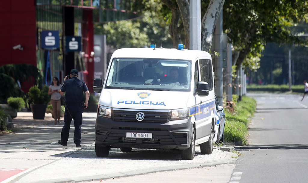 Muškarac uhapšen zbog tajnog snimanja nage dece