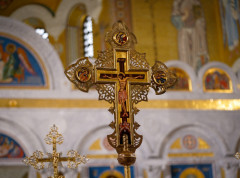 Više stotina vernika na proslavi praznika Ikone Presvete Bogorodice Stradalne u Beogradu
