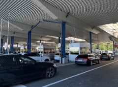 Automobili na Batrovcima na izlazu iz Srbije čekaju četiri sata