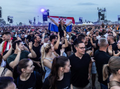 Divljanje veterana i navijača ipak prekinulo festival „Nosi se“ u Benkovcu