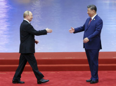 Vladimir Putin i Si Đinping u Tjenđinu razgovarali o najnovijim rusko-američkim kontaktima
