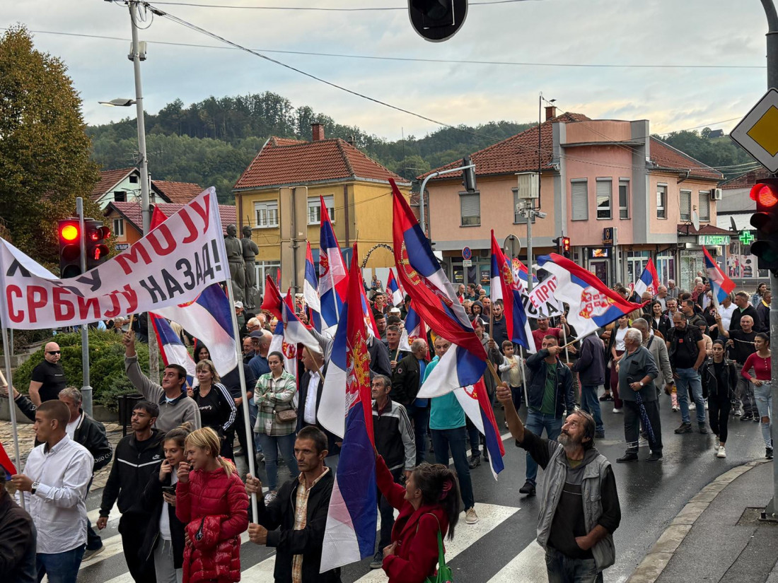 Poruke okupljanja: Ljudi žele normalan život