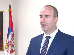 Redovna nastava u 1.260 škola, važno da se uspostavi i u OŠ „Pavle Savić“