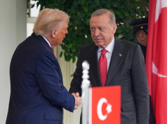 Erdogan i Tramp razgovarali o koracima za rešavanje sukoba u Ukrajini