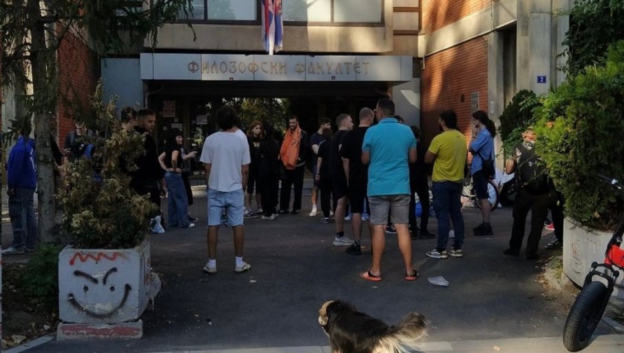 Osumnjičeni su za pozivanje na promenu ustavnog uređenja