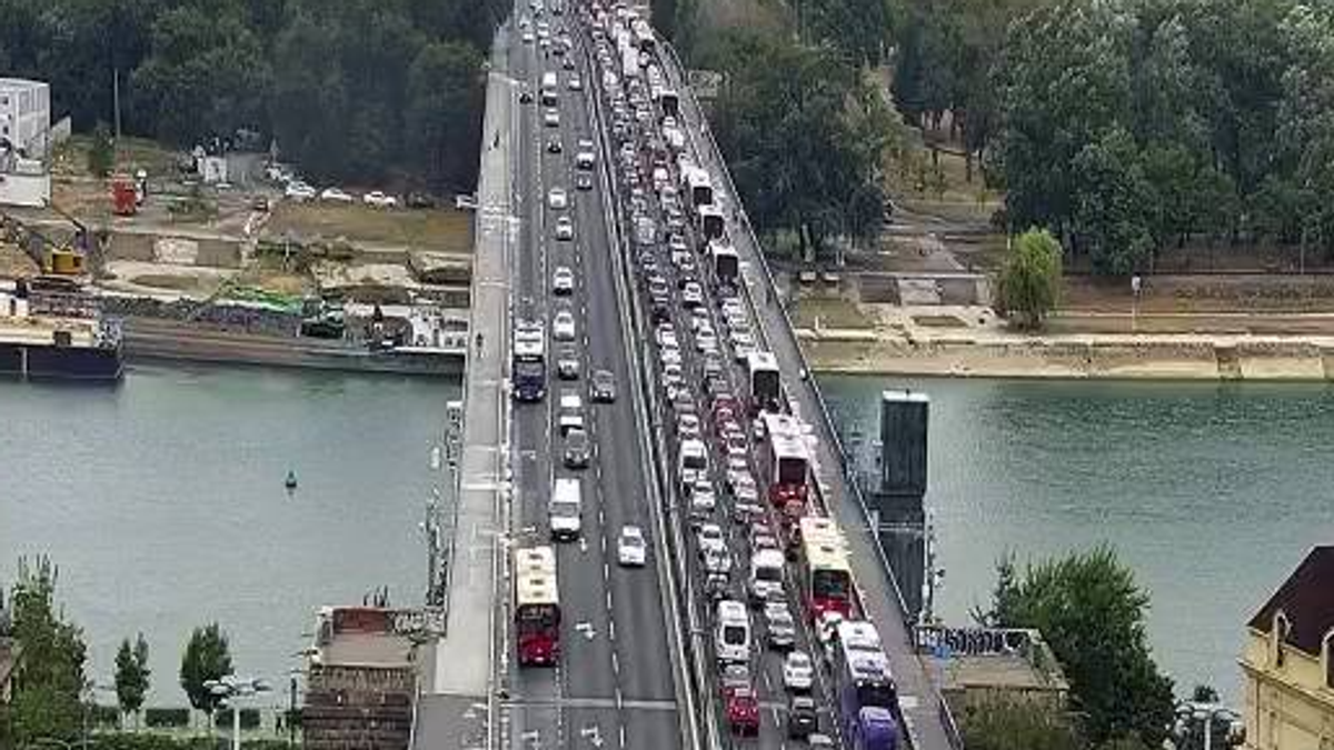 Gužve u Beogradu: Evo gde je najkritičnije, a u ovim delovima je saobraćaj obustavljen