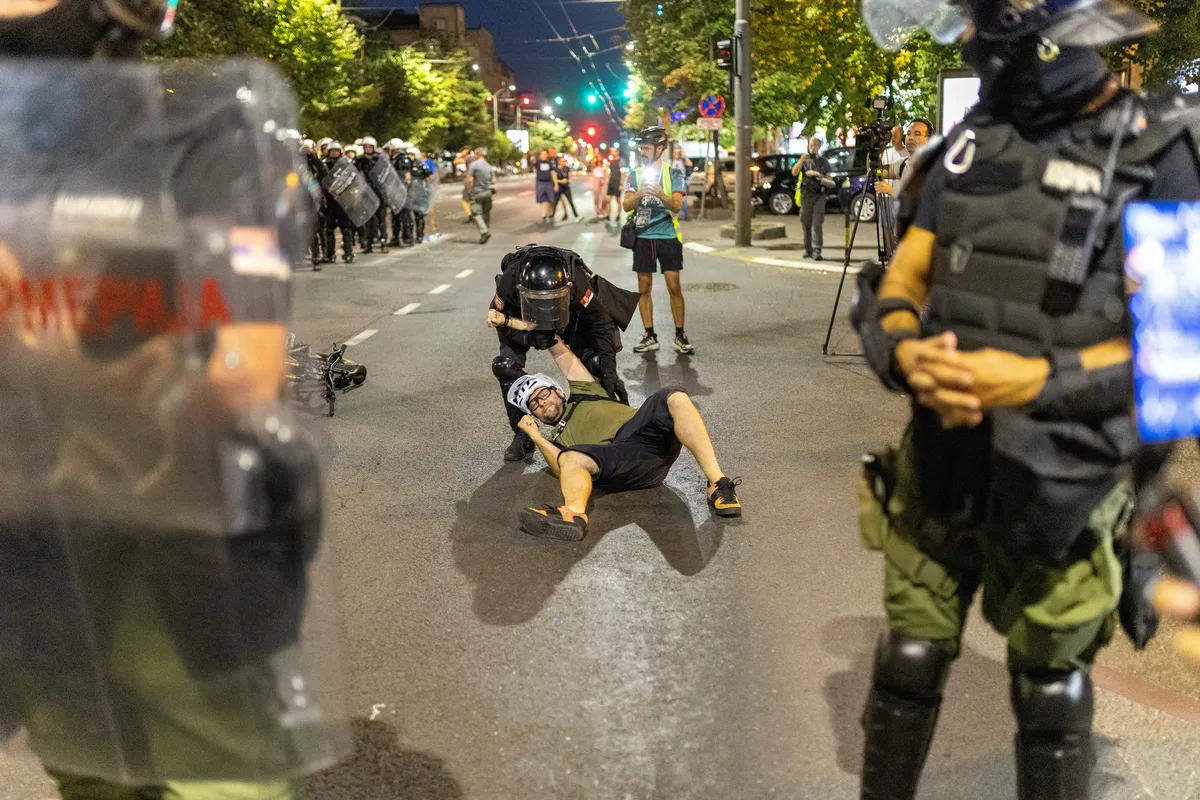 Studenti se okupljaju protiv policijske brutalnosti