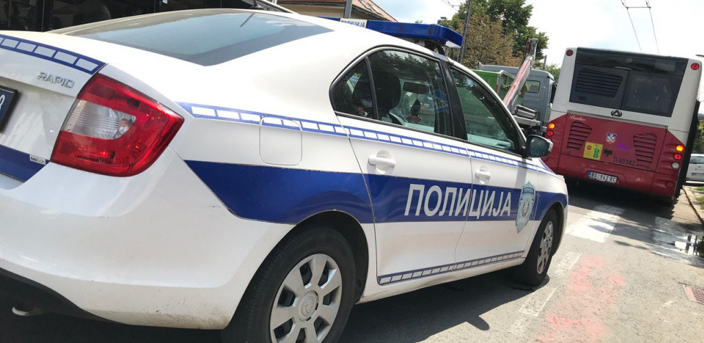 Ubistvo u pokušaju na Vračaru: mladić ranjen nožem