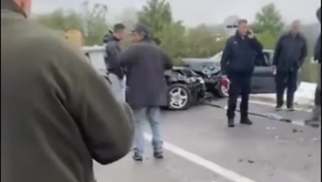 Težak lančani sudar 4 automobila između Paraćina i Zaječara: Obustavljen saobraćaj