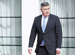 Evropska unija odavno nije mirovni projekat, a NATO odavno nije odbrambeni savez