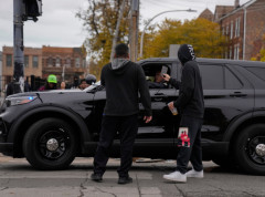 Vlasti u Čikagu tragaju za muškarcem koji je navodno pucao na agente Granične patrole