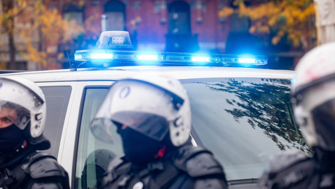 Pijani vozač oštetio 12 automobila u Antverpenu