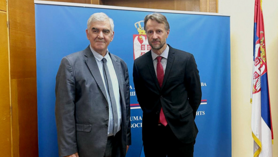 Beriša na sastanku sa Bekeratom