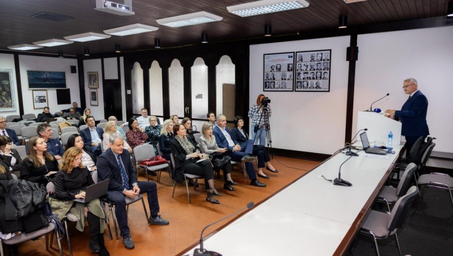 PREDSTAVLJENI NACRTI TRI NOVA ZAKONA IZ OBLASTI ENERGETIKE: U toku javna rasprava