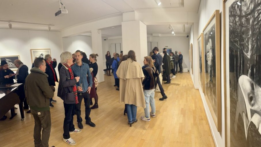 Izložba srpsko-francuskog umetnika Marka Velka u kulturnom centru Srbije