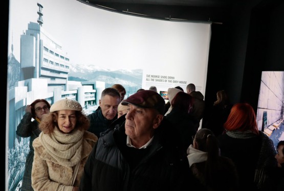 Povodom 80. godina BHRT-a: U Sarajevu otvorena izložba "Društvo na aparatima"