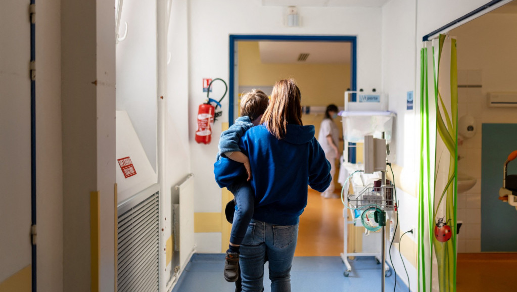 Sezonski virusi i temperatura kod dece: Saveti pedijatra