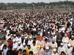 Desetine hiljada ljudi na sahrani ubijenog lidera mladih