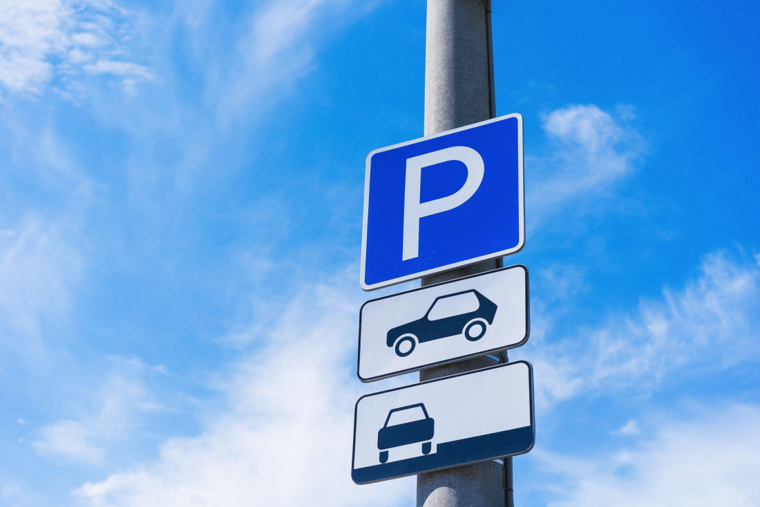 U Novom Sadu parking besplatan Nova godina i Božić