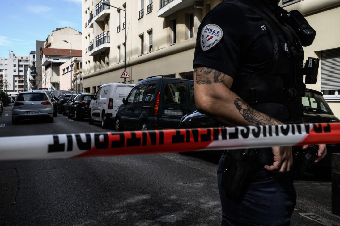 Policija privela 40 osoba na Trokaderu