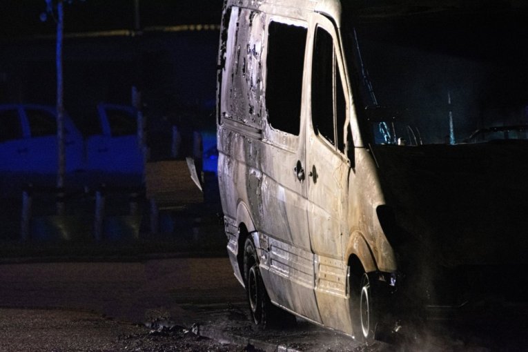 PROPALA „SAVRŠENA PLJAČKA!“ Banda u tunelu napala blindirani kombi sa 2 miliona evra, a onda je SVE KRENULO PO ZLU!