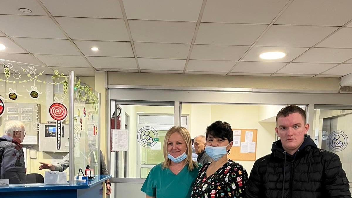 Aleksa je u ovoj bolnici 3 puta operisan kad je bio beba: Dolazi svake godine i donosi deci paketiće