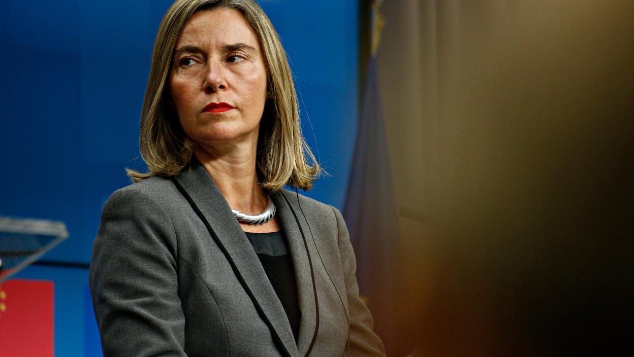 Širom Brisela policija upada u kuće i hapsi