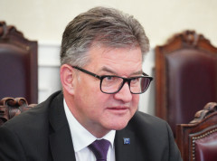 Miroslav Lajčak napušta mesto savetnika premijera Fica nakon objavljivanja prepiske sa Epstinom