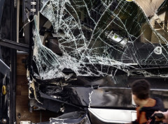 Pet osoba poginulo u udesu autobusa