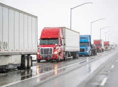 Kamiondžije u podne blokiraju granice sa zemljama EU