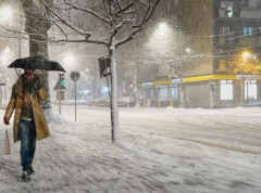 Oprez svim učesnicima u saobraćaju zbog snega, ledene kiše i poledice