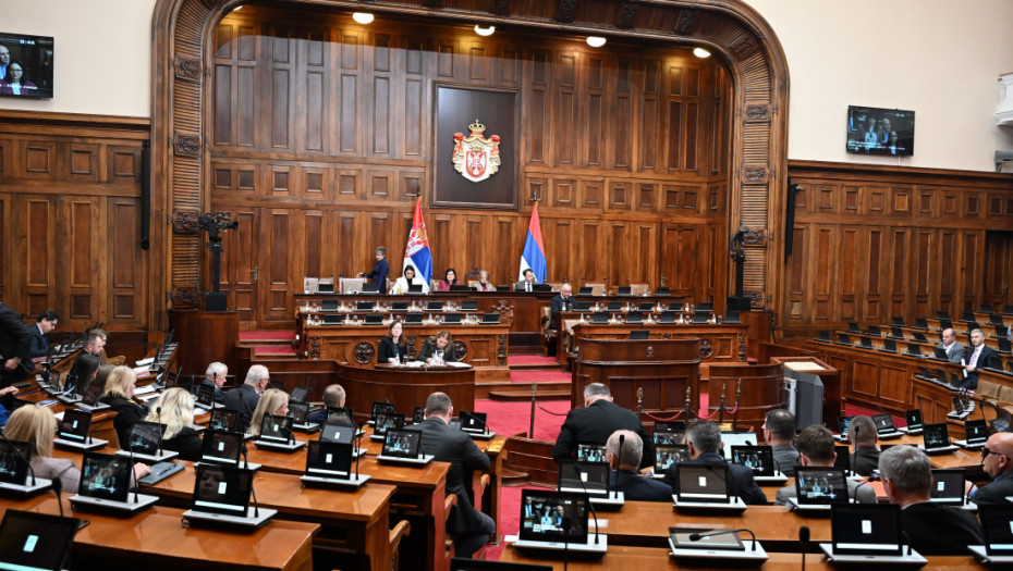 Skupština izabrala članove i zamenike članova Komisije