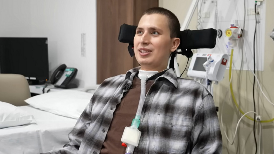 Kako izgleda život sa Neuralink čipom u mozgu