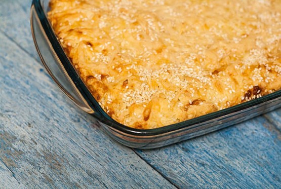 Zapečene makarone sa piletinom i susamom