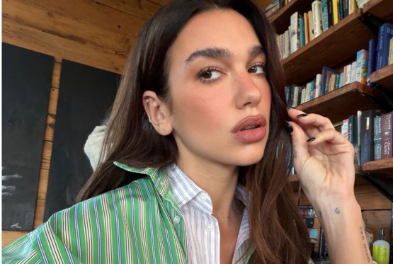 Zaboravite jednu košulju: Ove sezone nose se dvije odjednom