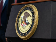 Ministarstvo pravde SAD razmatra da li su neka svedočenja o Epstinu nepropisno označena