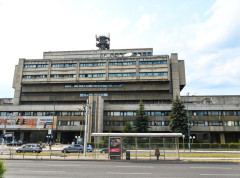 Radio-televizija Bosne i Hercegovine privremeno prekinula program, danas najavljeno vanredno obraćanje uprave