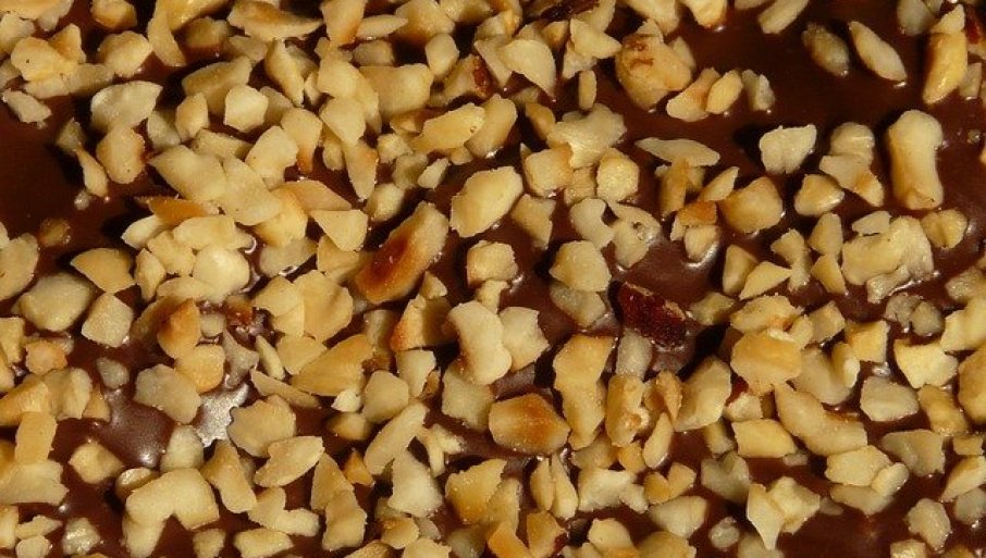 Napravljen kolač težak 720 kilograma (VIDEO)