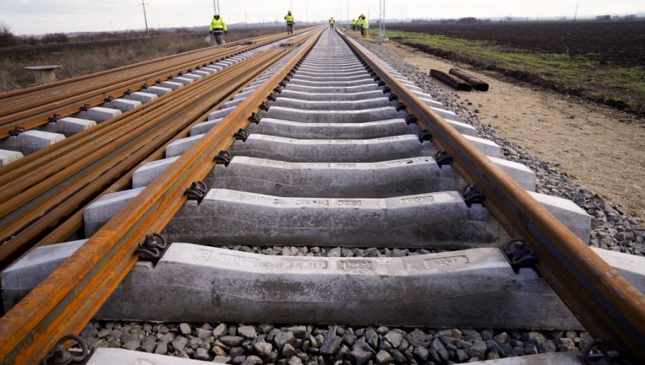 OD SURČINA DO CENTRA GRADA ZA 15 MINUTA: Pruga će biti gotova do kraja godine