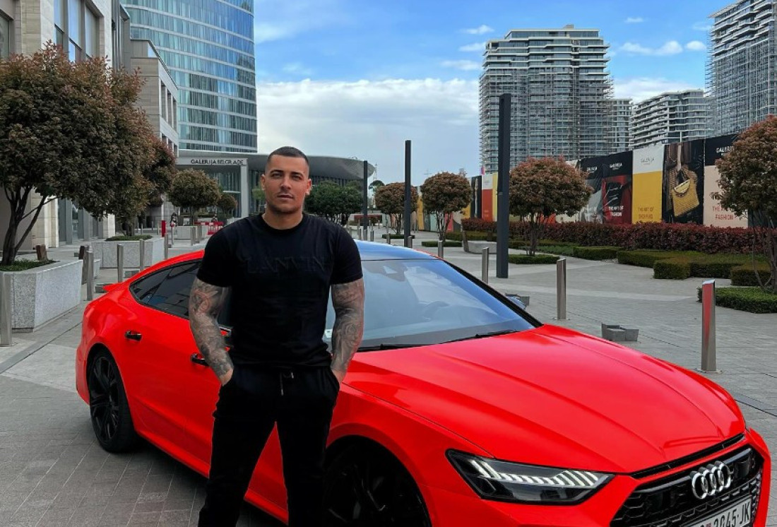 Najbahatiji sin na Balkanu u provodu