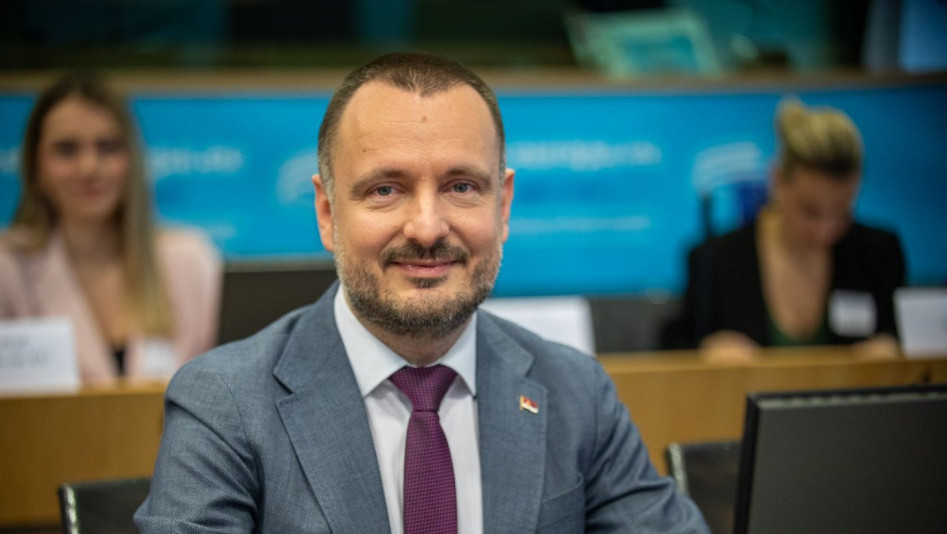 Srbija na putu ka EU: Apostolović sa predstavnicima pregovoračakih grupa o otvaranju Klastera 2 i 5