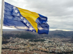 Komšić se ogradio od rezolucije o osudi iranskih napada na zemlje Zaliva