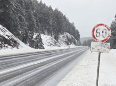 Zbog snežnih nanosa neke deonice u Republici Srpskoj neprohodne