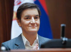 Brnabić: 29. marta pokažimo da baštinimo prave vrednosti