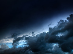 Novo upozorenje DHMZ na orkanske udare vetra